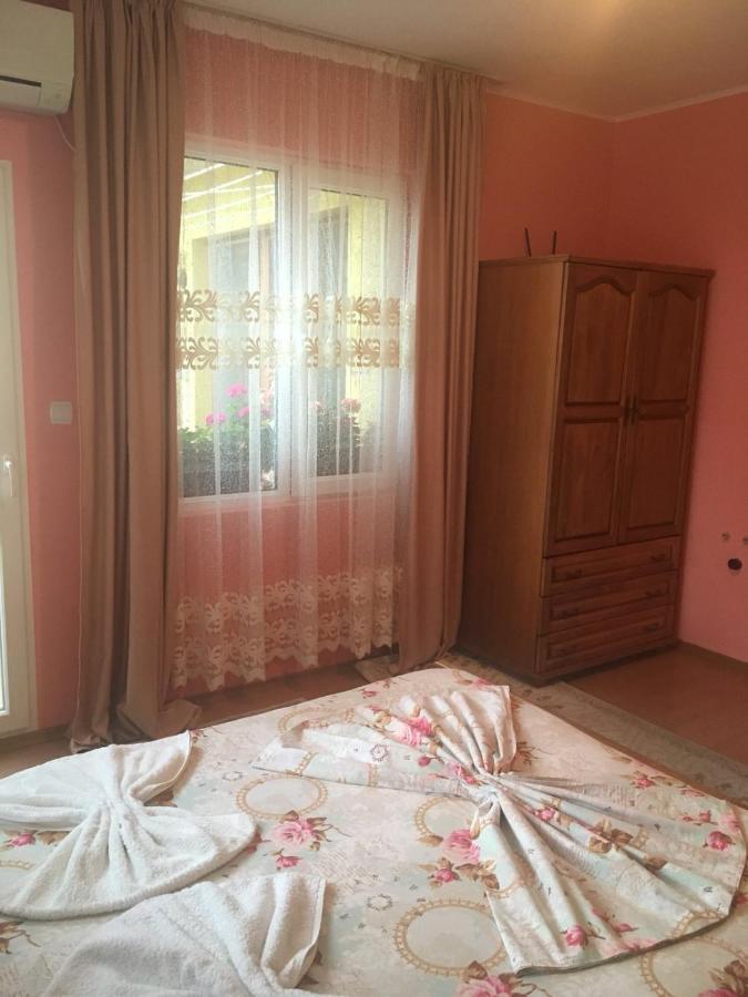 Guest House Hristina Sozopol Extérieur photo